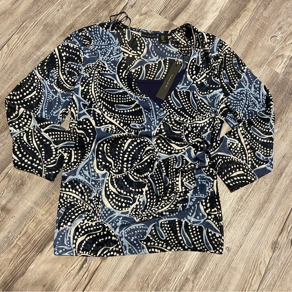 TAHARI Women 3/4 Sleeve Surplice V-Neck Mesh Top Detachable Cami Size M Navy NWT